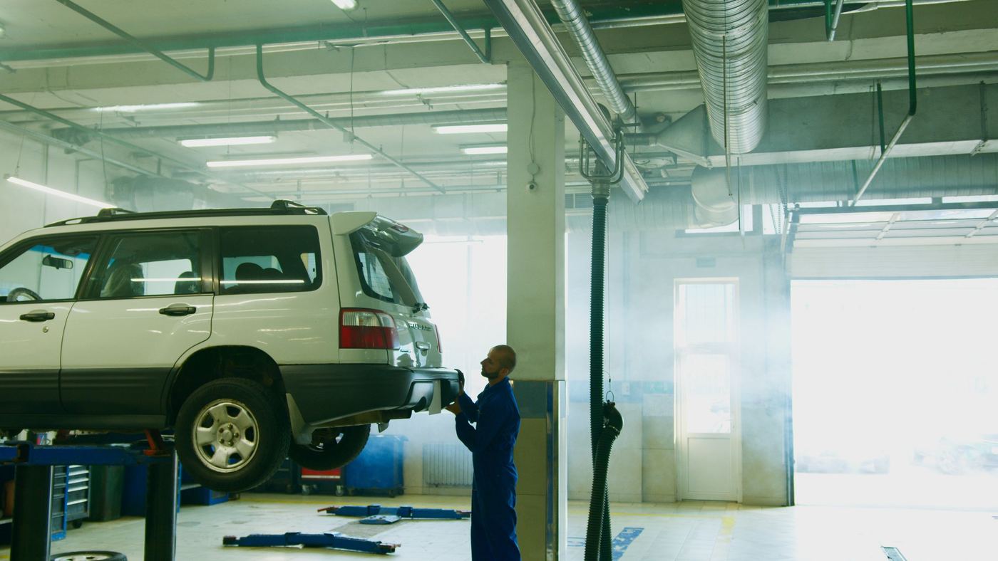Underside inspection during an MOT